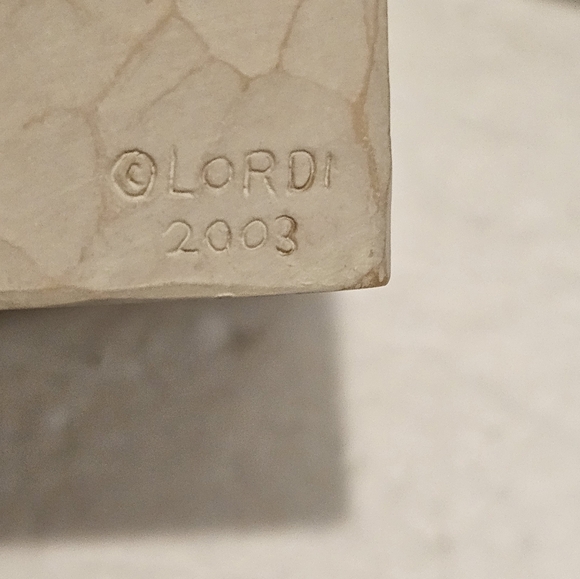 WILLOW TREE Forever True, Forever Friends Trinket Box - Picture 4 of 6